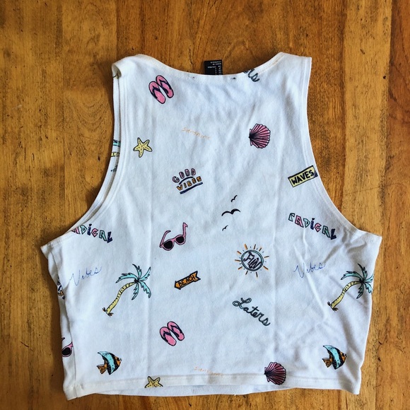 3 FOR $40 ‼️ Forever 21 Crop Top - Picture 2 of 2